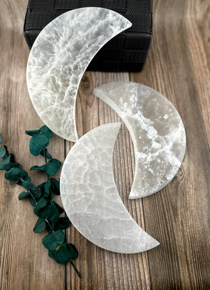 Natural Genuine Selenite moon Charging plates, crescent and full moon selenite plates for decor charging crystals candle plate natural healing and protective Selenite plates, moon phase decor