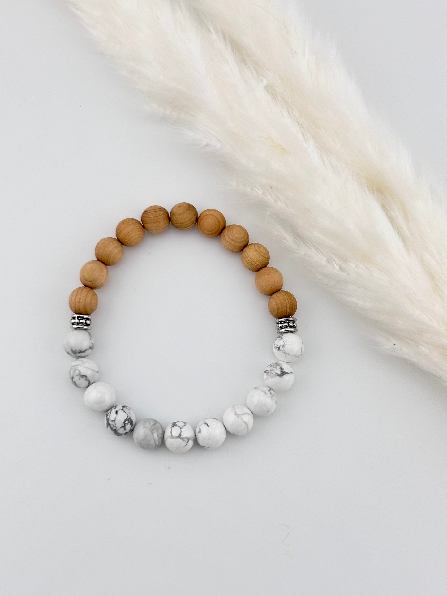 Howlite and Thuja wood Diffuser Bracelet, essential oil, natural stones, crystals, chakra, birthstones, healing crystals, gemstone boho,