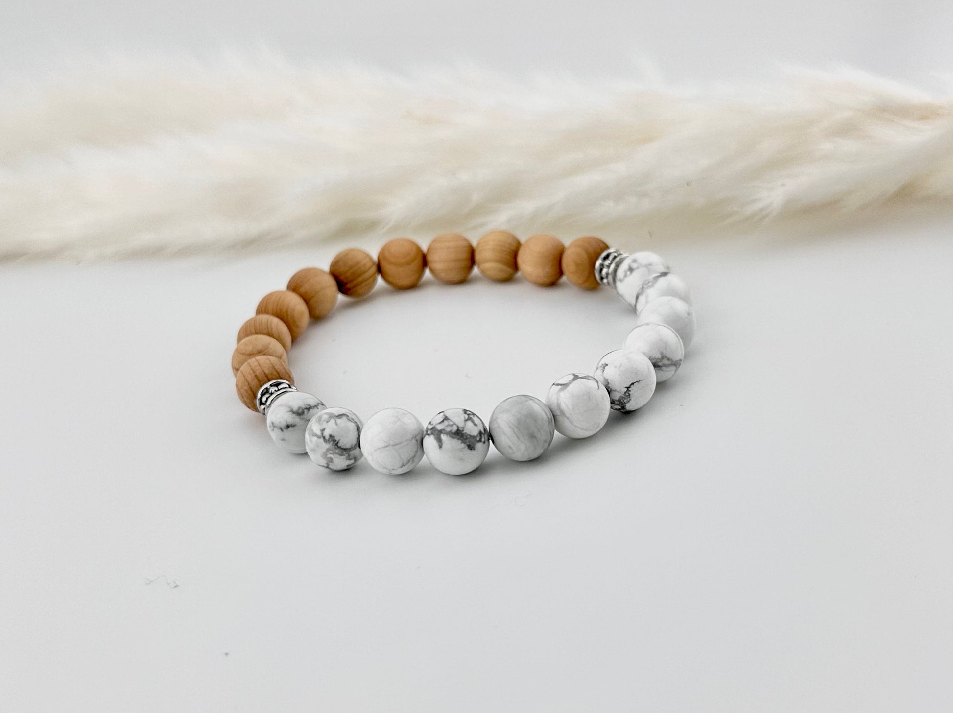 Howlite and Thuja wood Diffuser Bracelet, essential oil, natural stones, crystals, chakra, birthstones, healing crystals, gemstone boho,