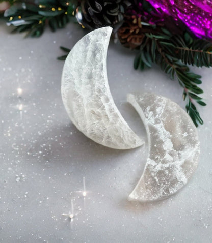 Raw Selenite crescent Moon plate crystal charging plate for gemstones wedding gift jewelry candle holder decor key plate entry way teacher