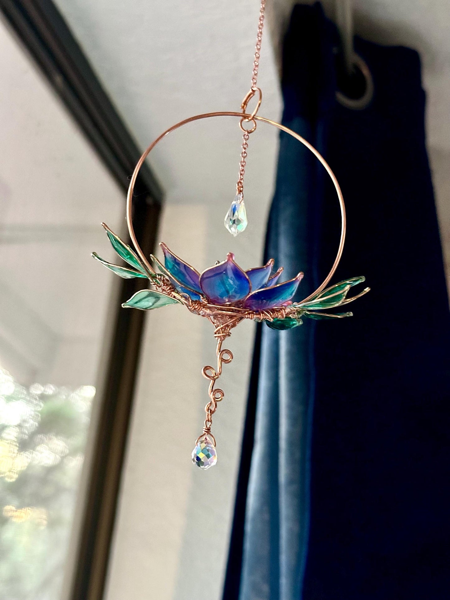 Window suncatcher Rear view Mirror Copper wire epoxy handmade lotus flower car sun catcher grief and loss gift rainbow prism dangle crystals