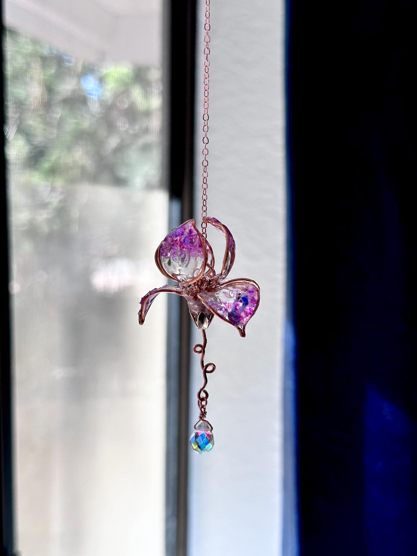 Rear view Mirror Copper wire and epoxy Iris flower car suncatcher car accessory gem crystal window dangle decor handmade gift charm prisms