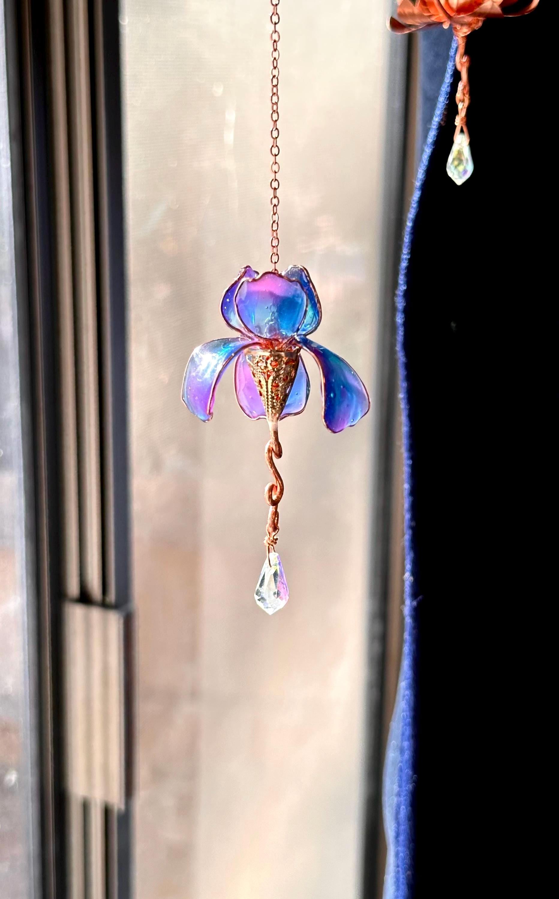 Rear view mirror Blue Ombre car Window sun catcher mini Copper wire and epoxy Iris flower dangle crystal rainbow prisms gift teacher ocean