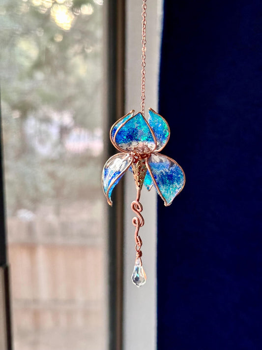 Rear view mirror Blue Ombre car Window sun catcher mini Copper wire and epoxy Iris flower dangle crystal rainbow prisms gift teacher ocean