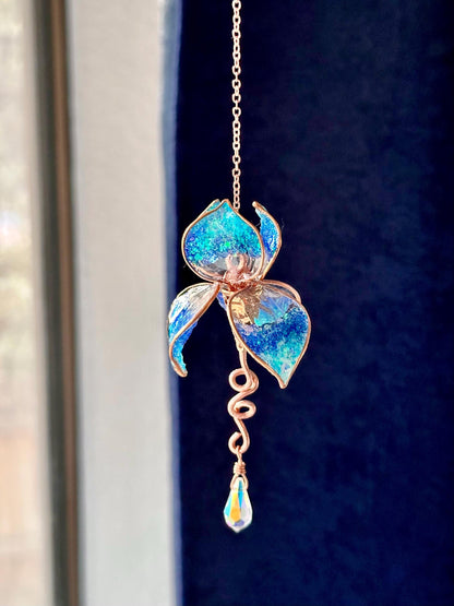 Rear view mirror Blue Ombre car Window sun catcher mini Copper wire and epoxy Iris flower dangle crystal rainbow prisms gift teacher ocean