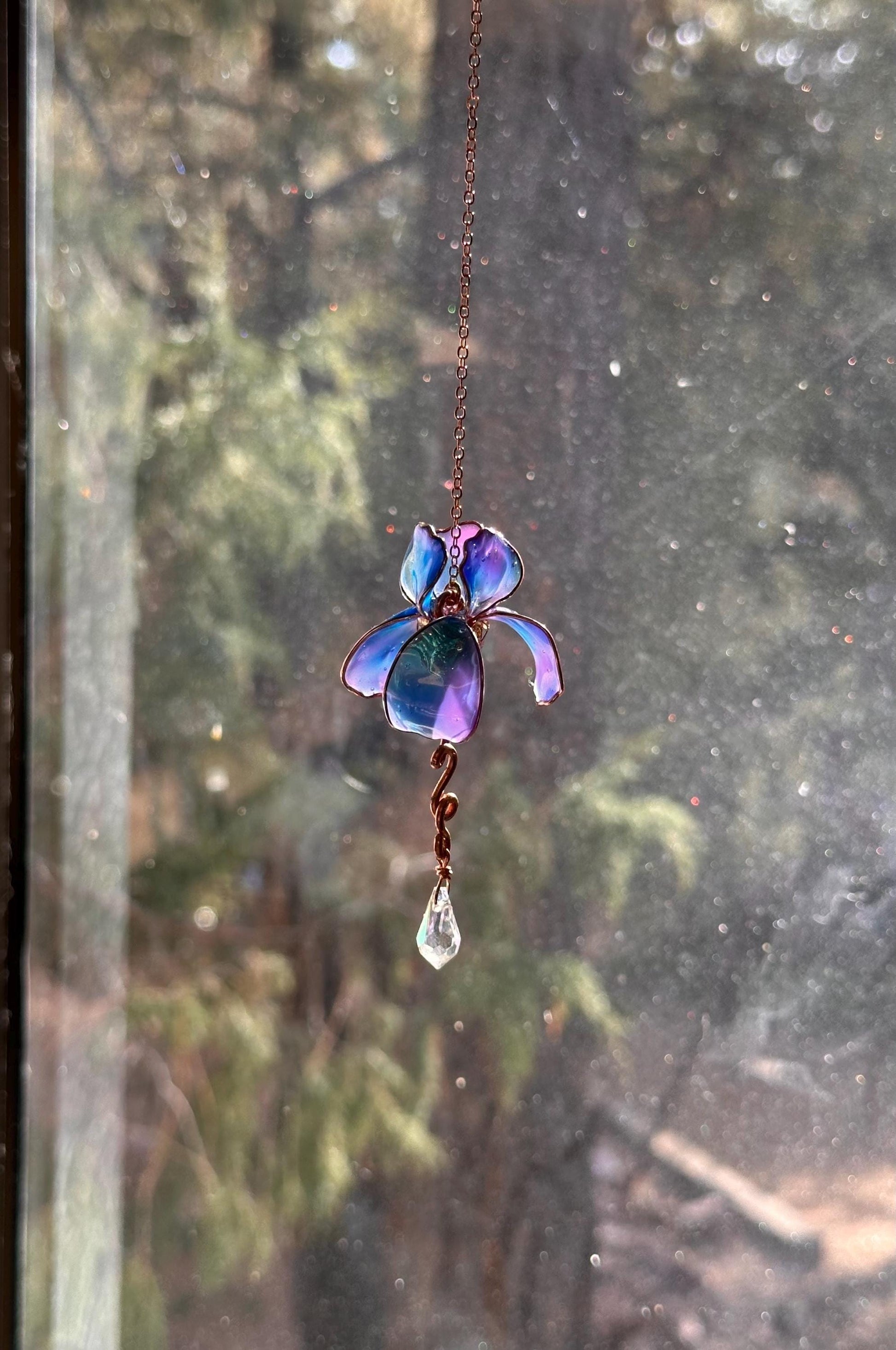 Window sun catcher mini Rear view Mirror Copper wire and epoxy Iris flower dangle charm crystal rainbow prisms gift 2 tone color pink & blue