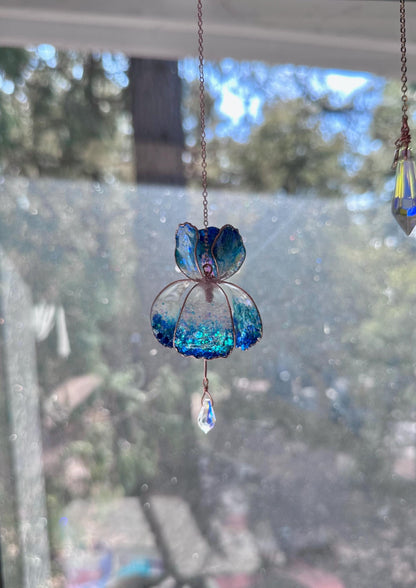 Rear view mirror Ocean Blue Ombre car Window sun catcher mini Copper wire and epoxy Iris flower dangle crystal rainbow prisms gift teacher