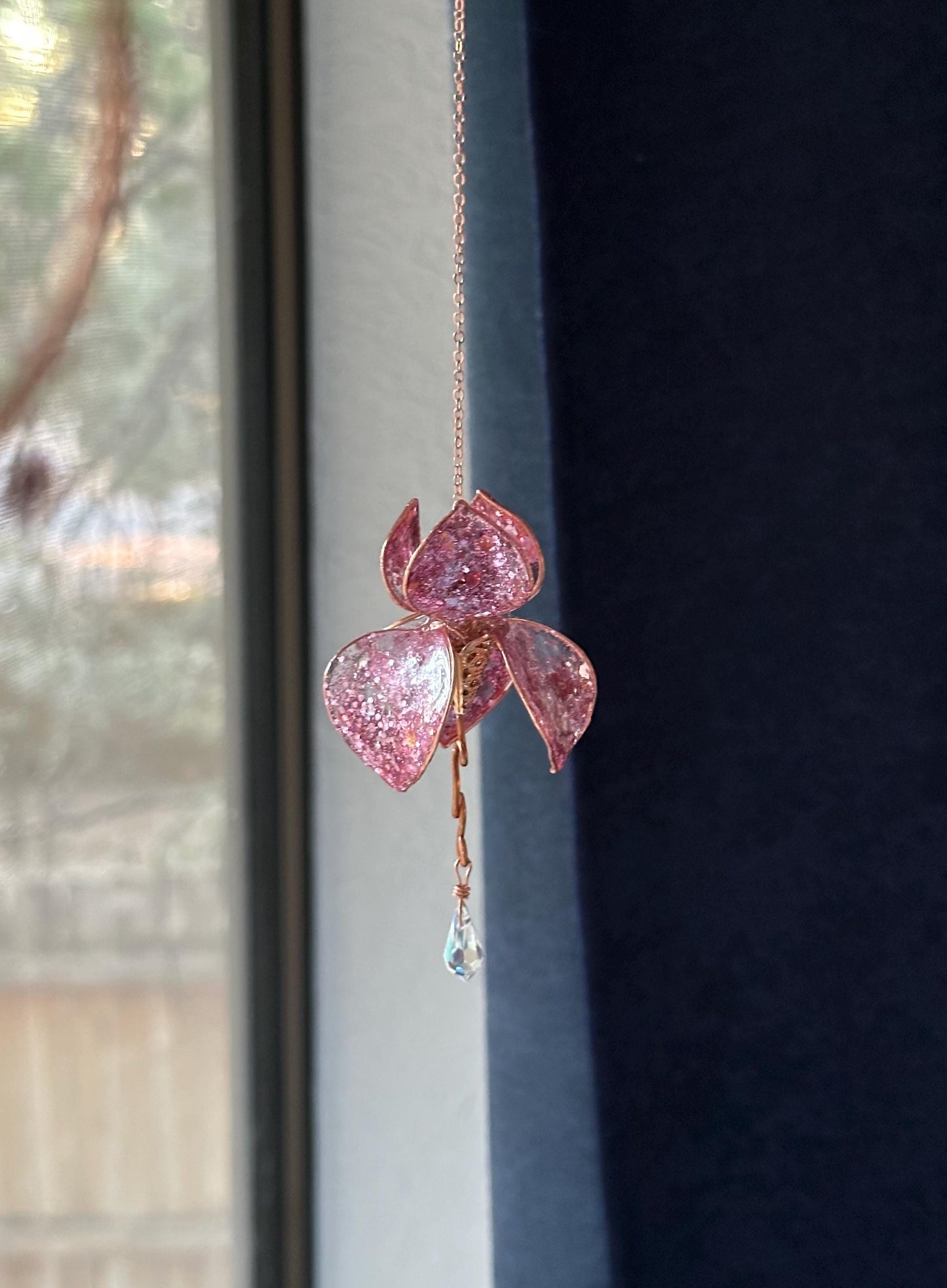 Rose Pink Rear view Mirror Copper wire and epoxy flower suncatcher car accessory gem crystal window dangle decor handmade gift rainbow prism