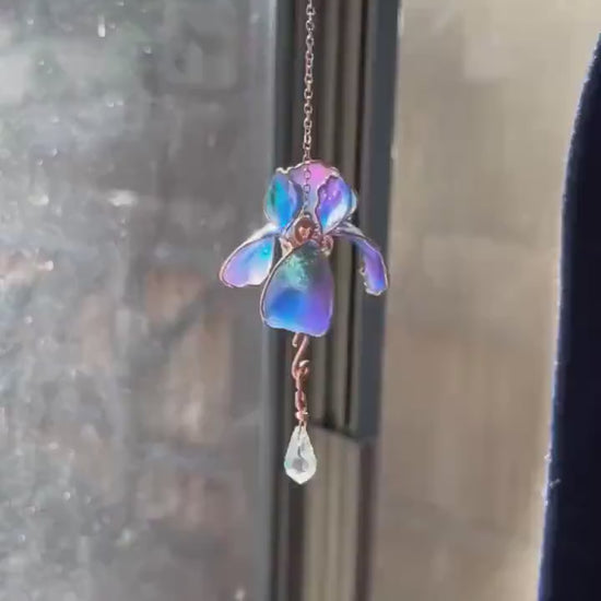 Window sun catcher mini Rear view Mirror Copper wire and epoxy Iris flower dangle charm crystal rainbow prisms gift 2 tone color pink & blue